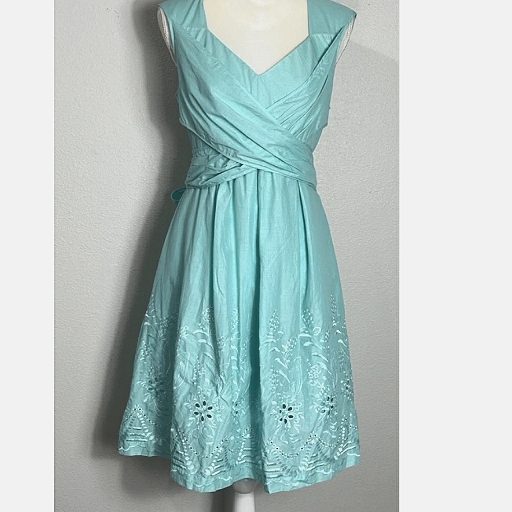 Dressbarn 100% Cotton Aqua Eyelet Embroidery Tie-Back Sleeveless Dress size 4